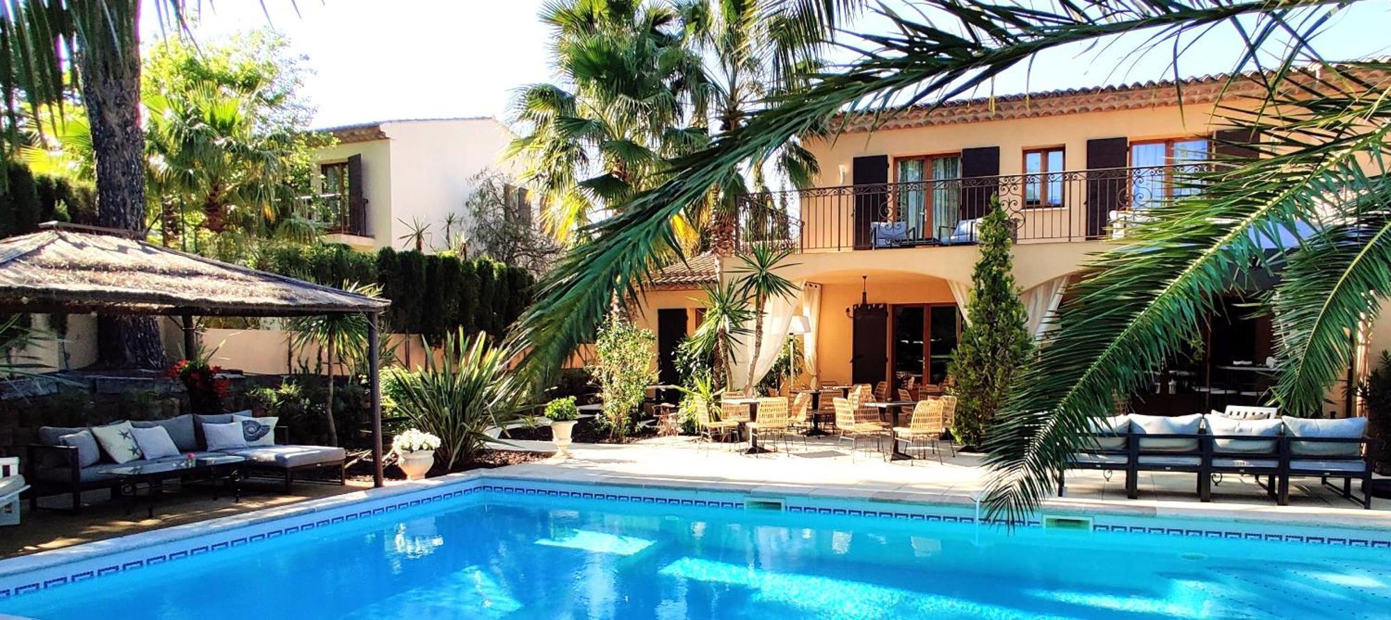Maison Prestige Saint Tropez By Roberto Geissini Grimaud Exteriör bild